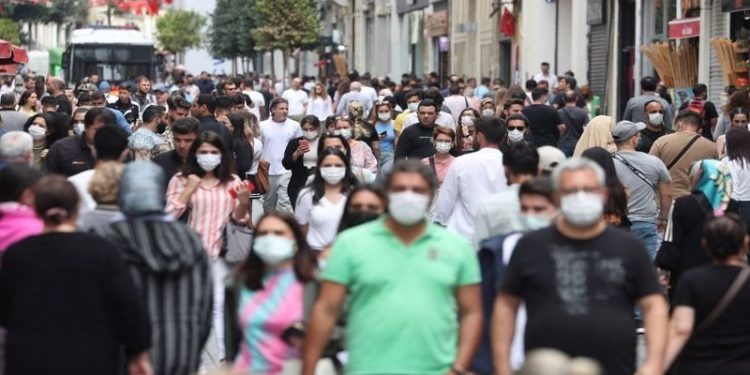 Anketten çıkan sonuç: Türkiye'de demokrasi tehlike altında