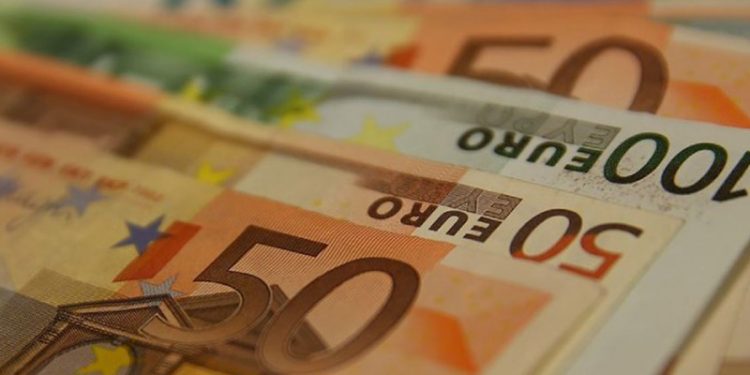 Araştırma: Belçikalıların yüzde 64'ü elektrik ve doğalgaz faturalarını ödeme konusunda endişeli