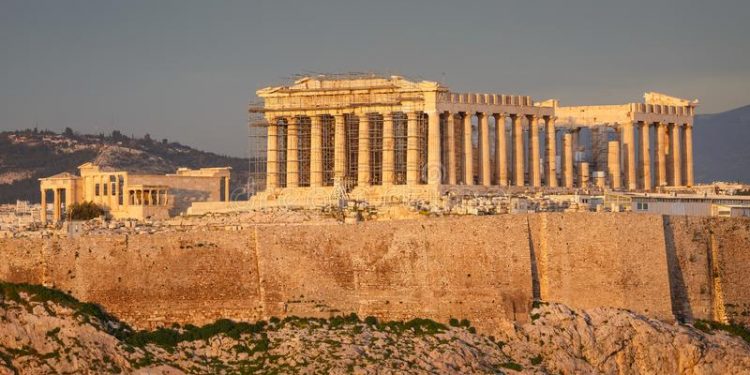 Atina, Avrupa'da en ucuz yolculuk rotası olarak seçildi