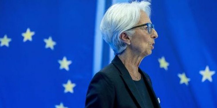 Avrupa Merkez Bankası Başkanı Lagarde: Faiz artışları gelecek toplantılarda da sürecek