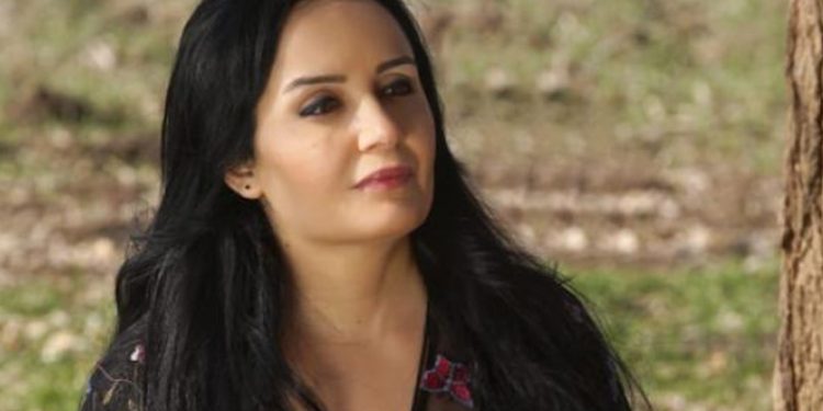 Ayfer Düzdaş'ın 'Arguvan Klamları' İstanbul'da yükselecek