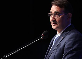 Bakan Dönmez enerji fiyatlarını eleştirdi: 25-30 yıldır bu sektörün içindeyim, böyle bir artışın yaşandığını ben hatırlamıyorum