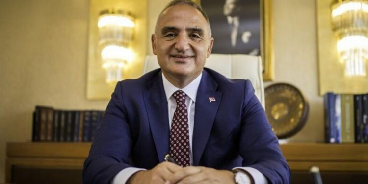 Bakan Ersoy’dan ‘festival/konser’ açıklaması: Aslında yasaklanmadı