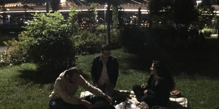 Barınamayan öğrenciler eylemlerine devam ediyor