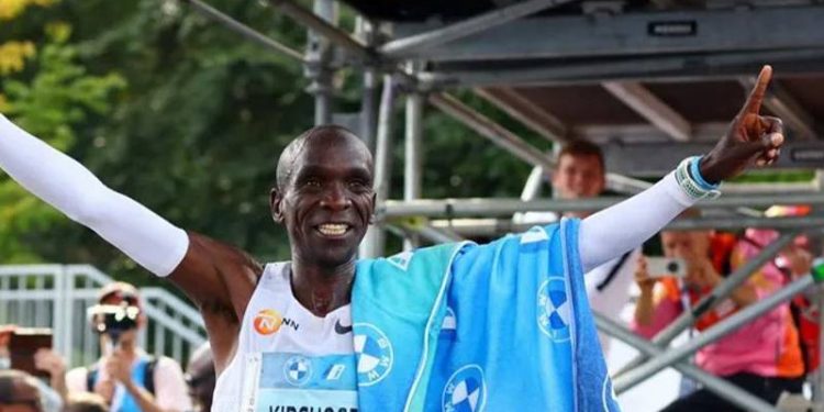 Berlin Maratonu'nda dünya rekoru kırıldı