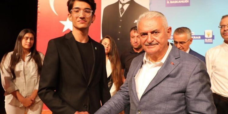 Binali Yıldırım’dan Avrupalılara: Herkese yer var, kışı Türkiye’de geçirelim