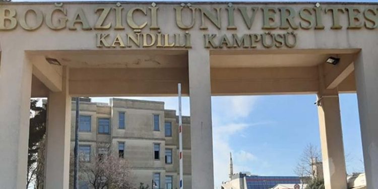 Boğaziçi Üniversitesi Kandilli Rasathanesi Kampüsüne Rektörlük ofisi için ihalesiz 311 bin lira harcanmış