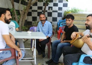 Botanlı sanatçı ve dengbêjler: Yasakları tanımıyoruz