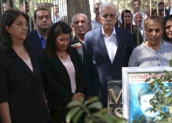 Buldan: Semra Güzel'e başını öne eğdirme girişimi onlara iyi bir ders oldu