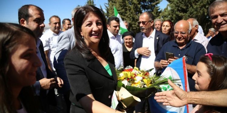 Buldan'dan Adıyaman'da esnaf ziyareti: Emekçiler AKP'yi gönderecek