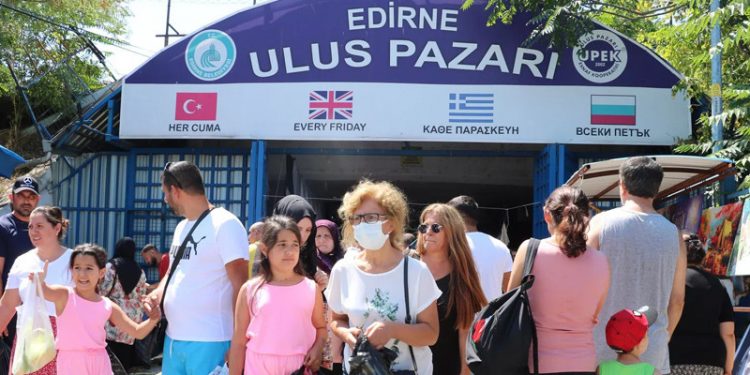 Bulgarların gelişi yüzde 30 arttı, iş yeri kiraları 50 bin liraya çıktı