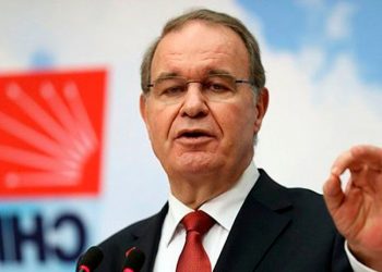 CHP'den faiz kararı tepkisi: Rüzgara doğru tükürmeye devam edin