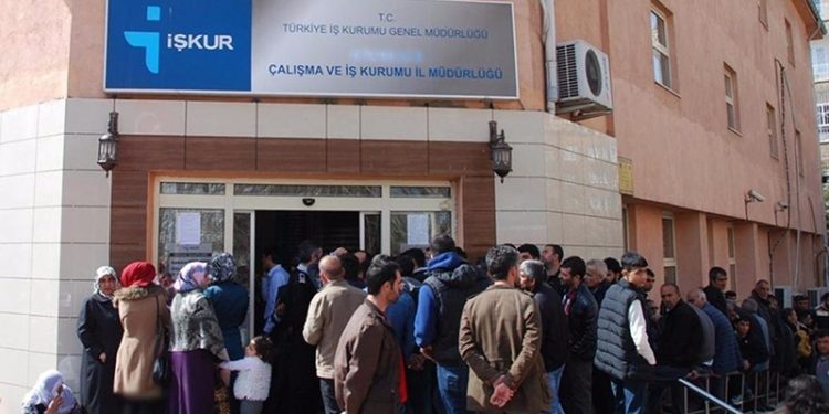 CHP'li Ağbaba: 8 ayda 1.1 milyon kişi işten atıldı