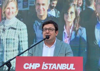 CHP'li Erkek avukatlarla buluştu: Hukukçu kimliğimizle seçim güvenliğini sağlayacağız