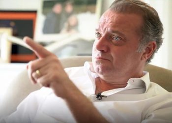 Cem Uzan, 68 milyar dolarlık davasını NFT yapıp satışa çıkarıyor