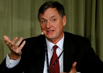 Chicago Fed Başkanı Evans: Faizi martta zirveye çıkardıktan sonra oturup bekleyeceğiz