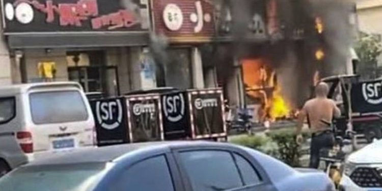 Çin'de restoran yangını; 17 kişi öldü, 3 yaralı