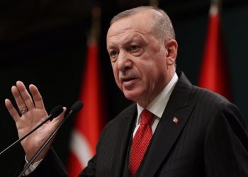 Cumhurbaşkanı Erdoğan enflasyona bağlı 'refah kaybı'nı kabul etti: Gelirlerin yükseltilmesi gerekiyor