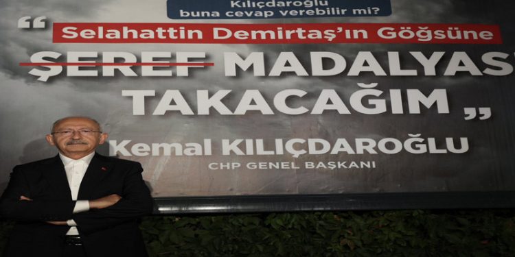 Demirtaş'tan Elazığ'daki reklam panolarına tepki: Halkımız provokasyonlara alet olmayacak