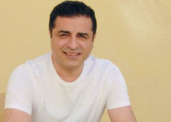 Demirtaş'tan 'ortak aday' mektubu: Ortak aday olmaktan dolayı onur duyarım ama malum sebeplerden dolayı şimdilik ben değilim
