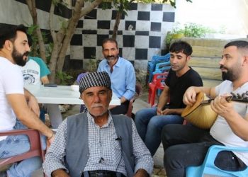 Dengbêj ve sanatçılar: Sanat toplumun kimliğidir, yasakları tanımıyoruz