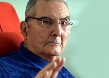 Deniz Baykal hakkında su&ccedil; duyurusu