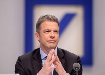 Deutsche Bank CEO'su Sewing: Almanya resesyondan kaçınamayacak