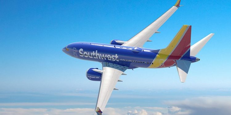 Diğer yolculara çıplak fotoğraf gönderen yolcuya pilottan tehdit: 'Herkesin seyahati mahvolur'