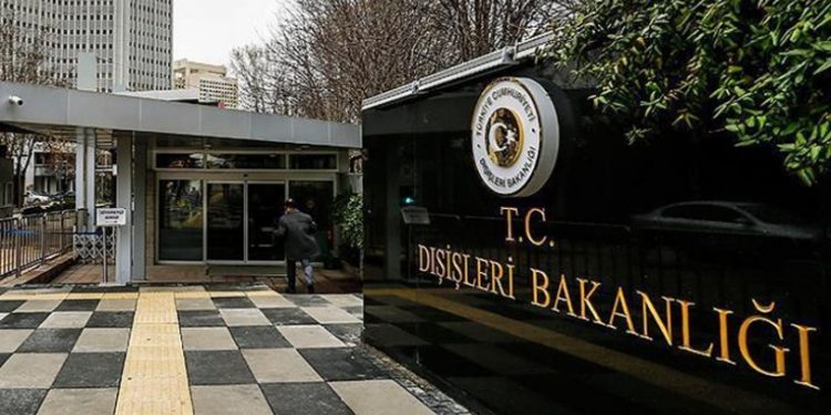 Dışişleri Bakanlığı'ndan Yunanistan'a çağrı: Failleri cezalandırmasını bekliyoruz
