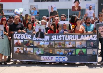 Diyarbakır’da 16 gazetecinin tutukluğuna itiraz yine reddedildi
