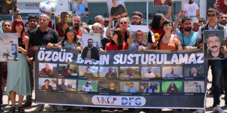 Diyarbakır’da 16 gazetecinin tutukluğuna itiraz yine reddedildi