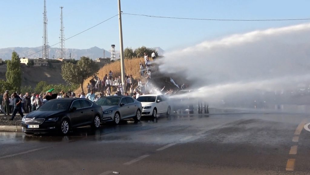 Doğa katliamına karşı yapılan Cudi Yürüyüşü’ne jandarma saldırdı