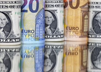 Dolar ve euro için kritik gün: Avrupa Merkez Bankası'ndan tarihi faiz artışı bekleniyor