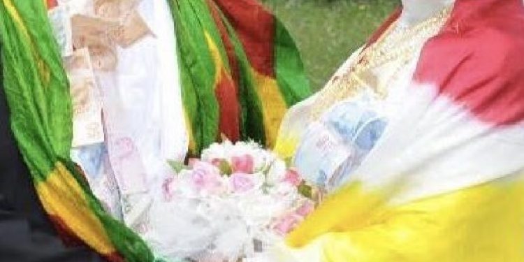 Düğünde kırmızı, yeşil, sarı şal taktıkları için tutuklanan damat ve 8 kişi tahliye edildi