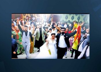 Düğünde renkli şal taktıkları için tutuklanan damat ile 9 kişi tahliye oldu