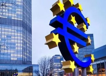 ECB'den tarihi faiz kararı