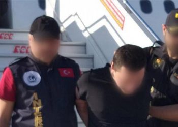 Emre Olur'u tutuklatan savcı Peker'in 'silahlanın' çağrısına takipsizlik kararı vermiş