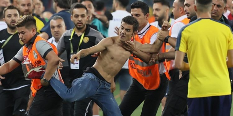 Engin Baltacı: Bizim oyuncumuza kimsenin el-dil uzatmasına izin vermeyiz