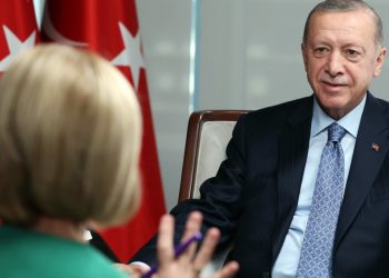 Erdoğan: Ben ekonomistim, enflasyon aşılamaz değildir 