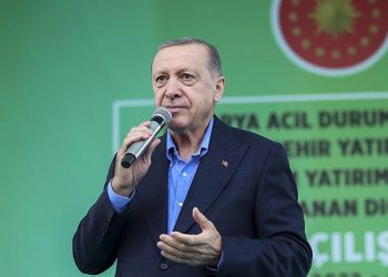 Erdoğan: Birileri ülkeyi yönetmeyi, güya gizli ortaklarını idare etmekle karıştırıyor