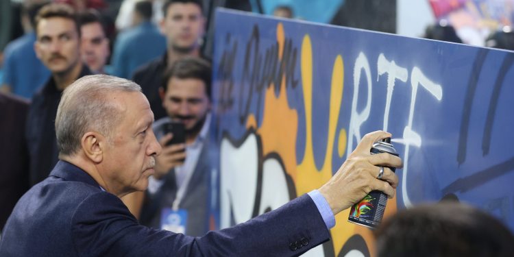 Erdoğan: Biz göreve geldiğimizde 30 yaşının altındakiler oy kullanamıyordu