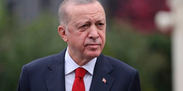 Erdoğan: Yunanistan kendine çekidüzen verme yoluna girdi