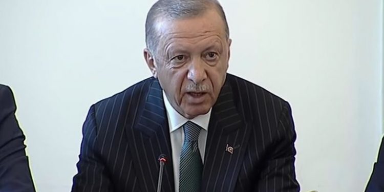 Erdoğan açıkladı: Sırbistan ve Bosna Hersek vatandaşları da Türkiye’ye pasaportsuz giriş yapabilecek