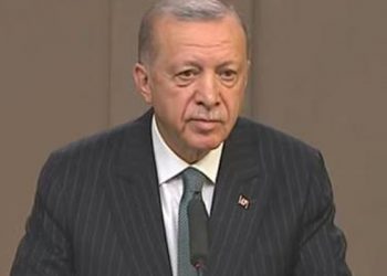 Erdoğan'dan Yunanistan açıklaması: Kendilerine çeki düzen verme yoluna girmiş vaziyetteler
