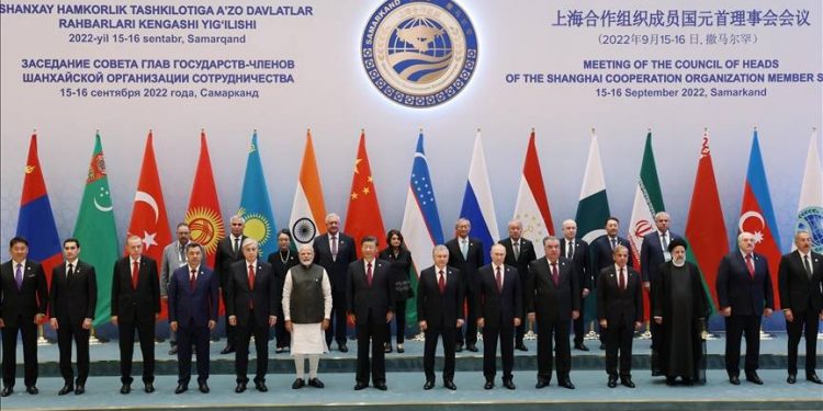 Erdoğan'ın da katıldığı ŞİÖ Zirvesi, Özbekistan’ın Semerkant şehrinde başladı