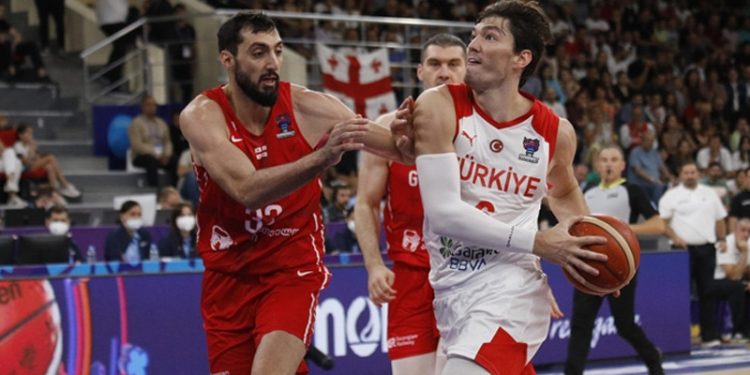 FIBA, Türkiye-Gürcistan maçında 'ciddi hata' yapıldığını kabul etti