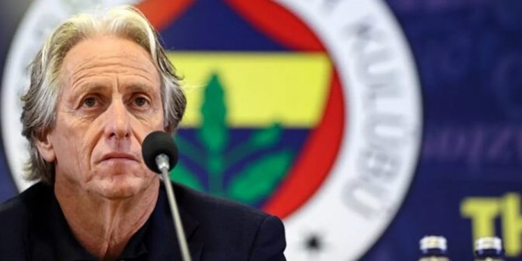 Fenerbahçe Avrupa'nın devlerini solladı
