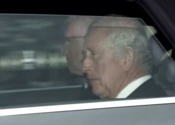 Fotoğraflarla: Kral 3. Charles’ın tahttaki ilk günü