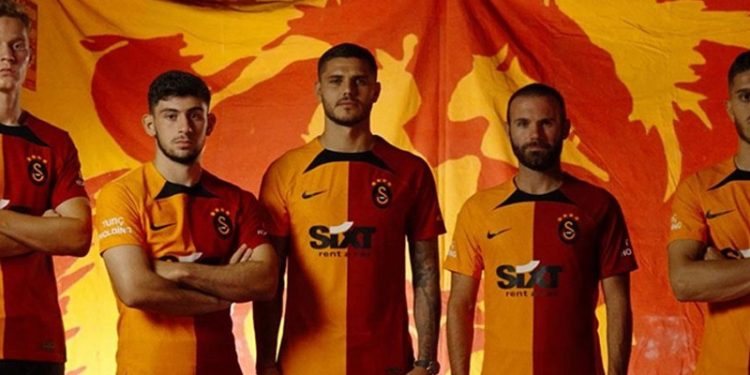 Galatasaray, "yaz transfer döneminde" büyük değişim yaşadı