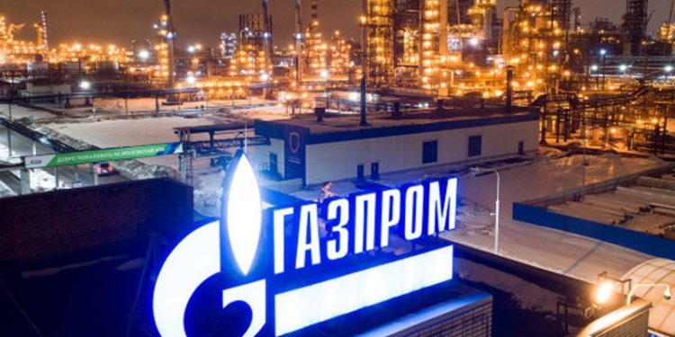 Gazprom, Avrupa'ya gaz akışını tamamen kestiğini duyurdu